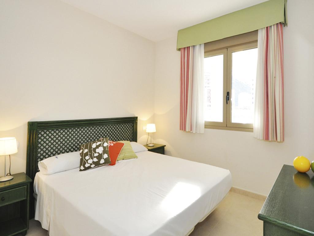 Apartamentos Larimar Unitursa Calpe Quarto foto