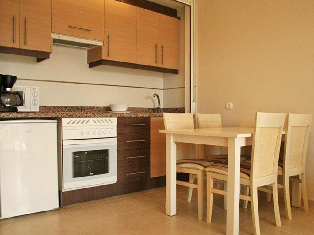 Apartamentos Larimar Unitursa Calpe Quarto foto